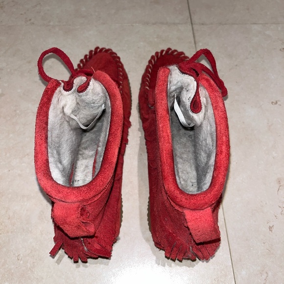 Gorgeous Suede Moccasins - Picture 5 of 7